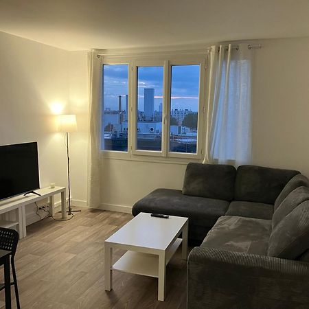 Logement Spacieux A 15Min De Paris - Free Parking - Free Wifi Pantin Bagian luar foto