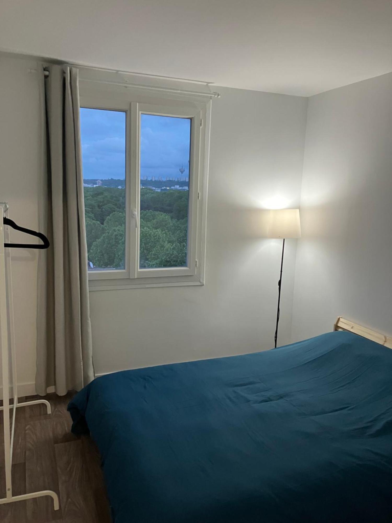 Logement Spacieux A 15Min De Paris - Free Parking - Free Wifi Pantin Bagian luar foto