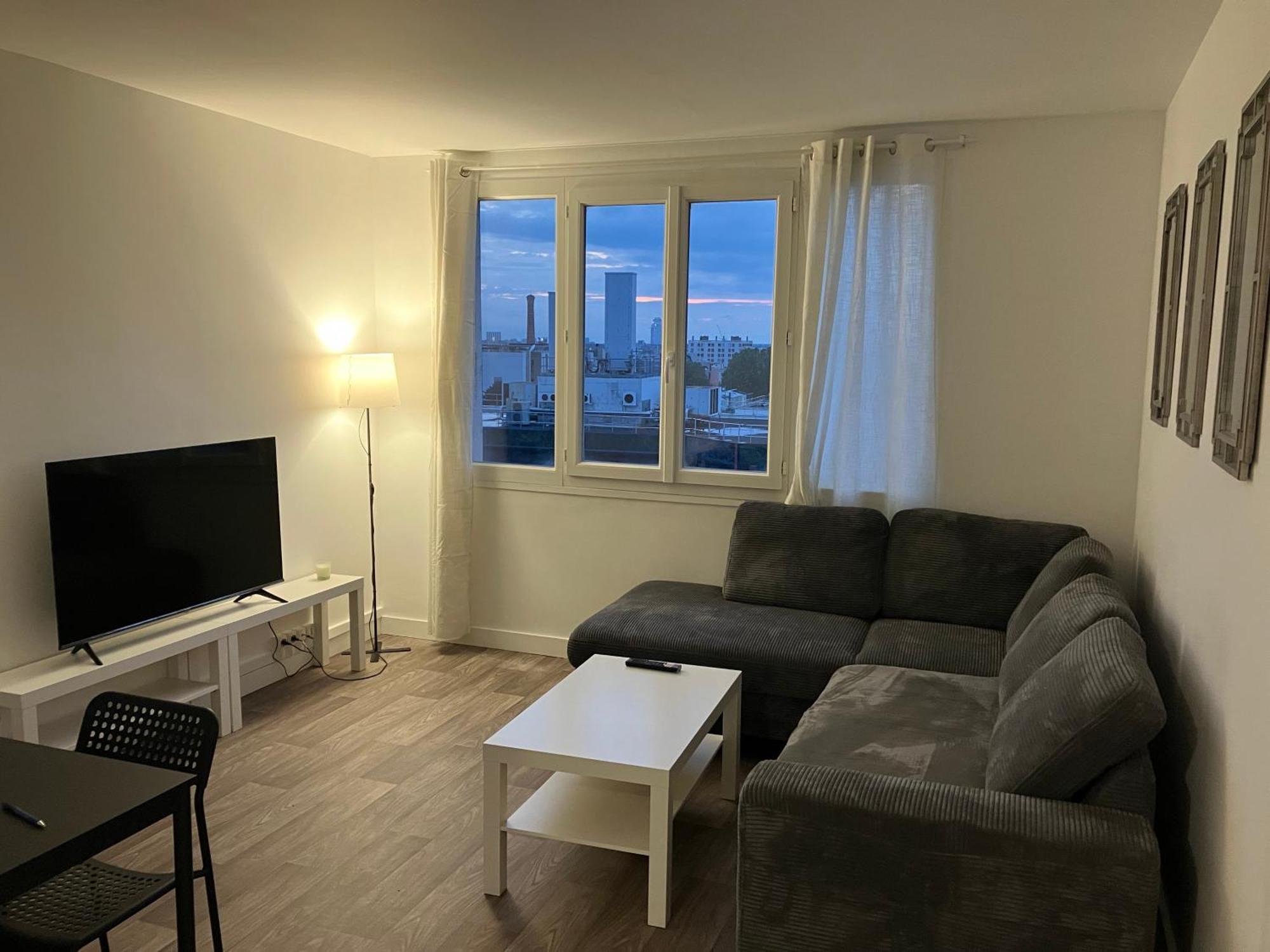 Logement Spacieux A 15Min De Paris - Free Parking - Free Wifi Pantin Bagian luar foto